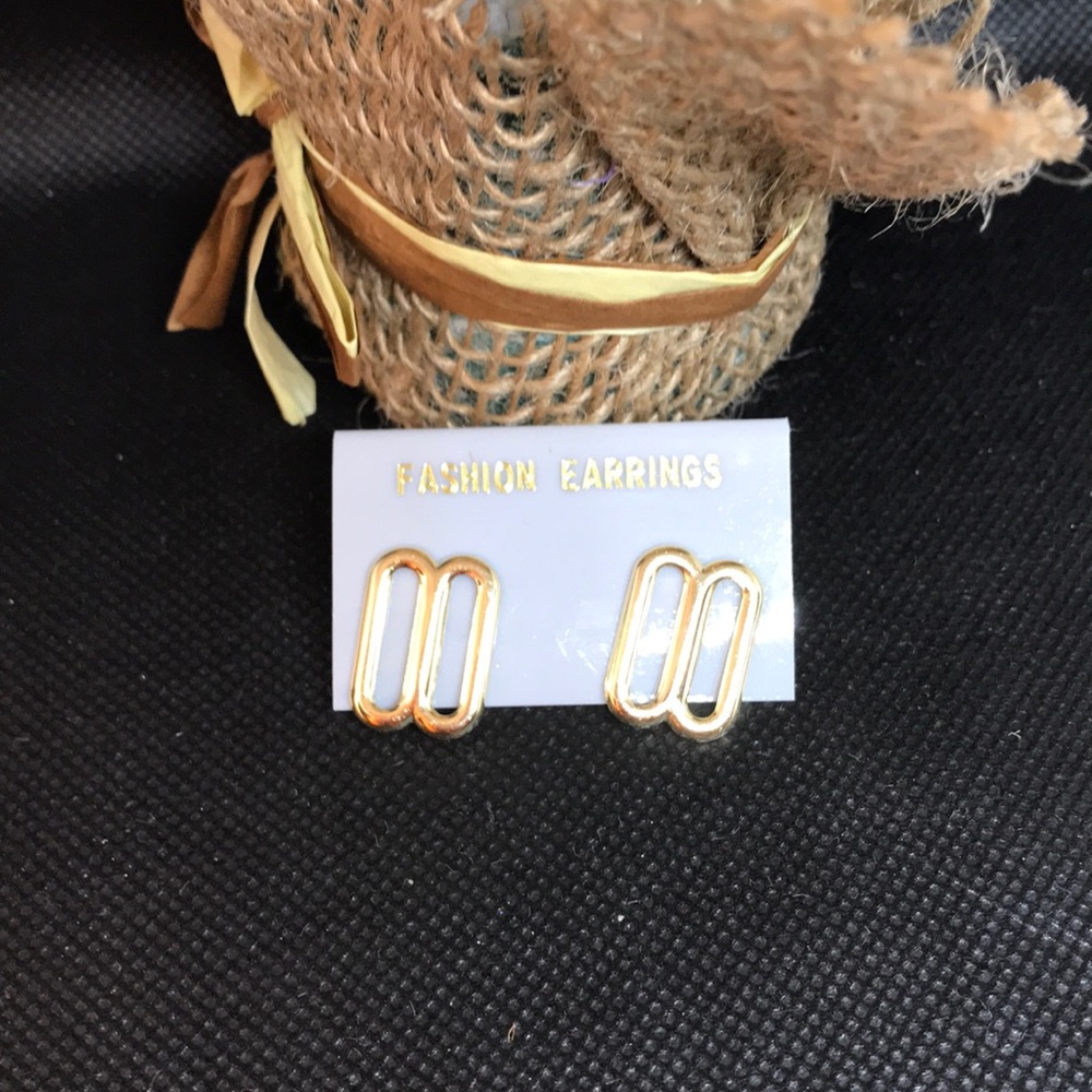 New! Gold color earrings
